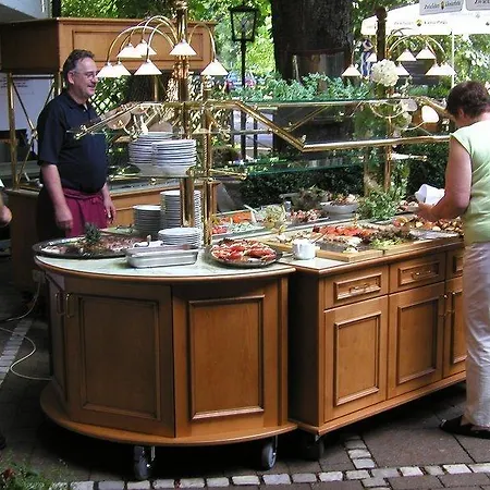 Forellenhof Roessle & Restaurant Lichtenstein (Baden-Wurttemberg)
