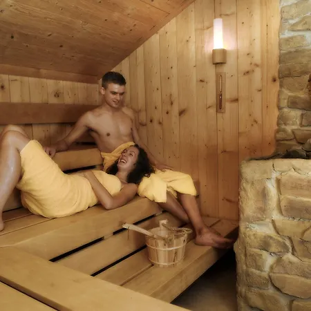 Forellenhof Roessle & Restaurant Hotel Lichtenstein (Baden-Wurttemberg)