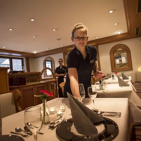 Hotel Forellenhof Roessle & Restaurant Lichtenstein (Baden-Wurttemberg)