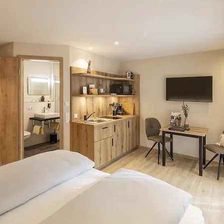 Forellenhof Roessle & Restaurant 4* Lichtenstein (Baden-Wurttemberg)