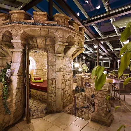 Forellenhof Roessle & Restaurant Lichtenstein (Baden-Wurttemberg)