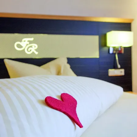 Hotel Forellenhof Roessle & Restaurant 4*